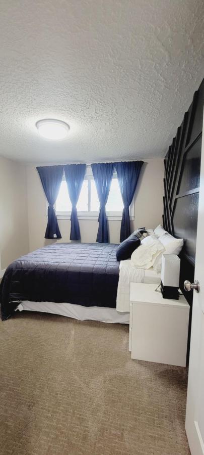 3 Bed 2 Bath Full Accessible Townhome In Heart Of Slc Саут-Джордан Экстерьер фото